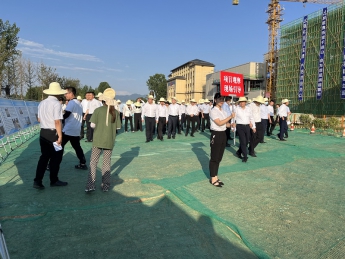 漢中市2022年二季度“四個一批”重點項目觀摩組到西鄉縣文旅場館建設PPP項目現場觀摩